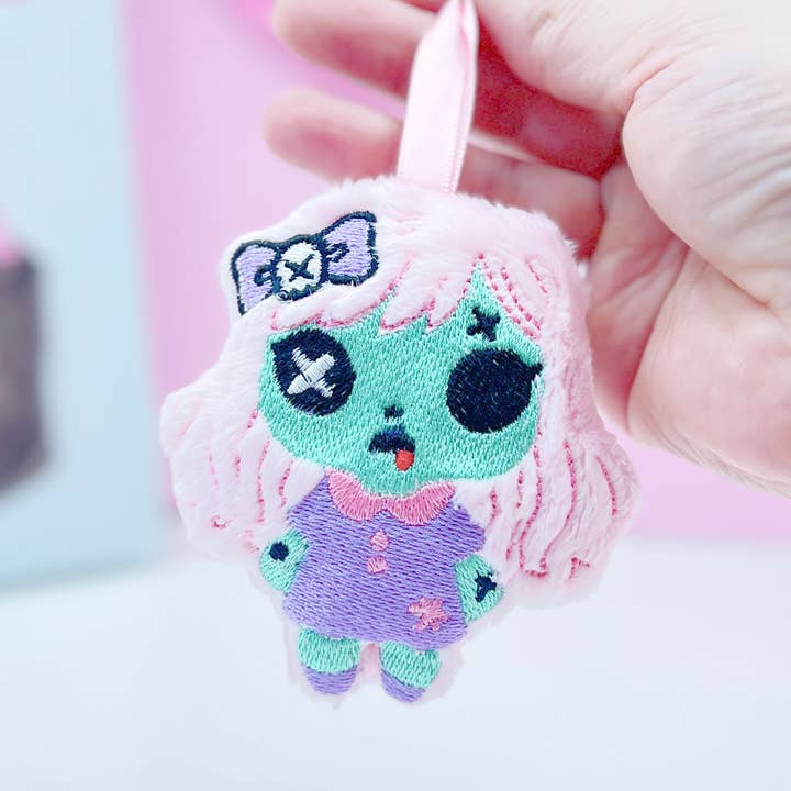 Eng creepy schattig kawaii dood pop knuffel tas hanger voor wholesale door Kawaii Hair Candy