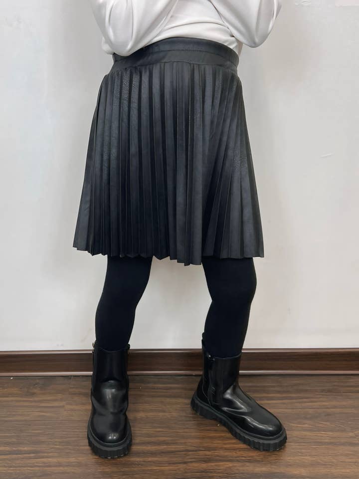 Fuchsia Pige plisseret nederdel i kunstlæder for engroshandel på Faire3