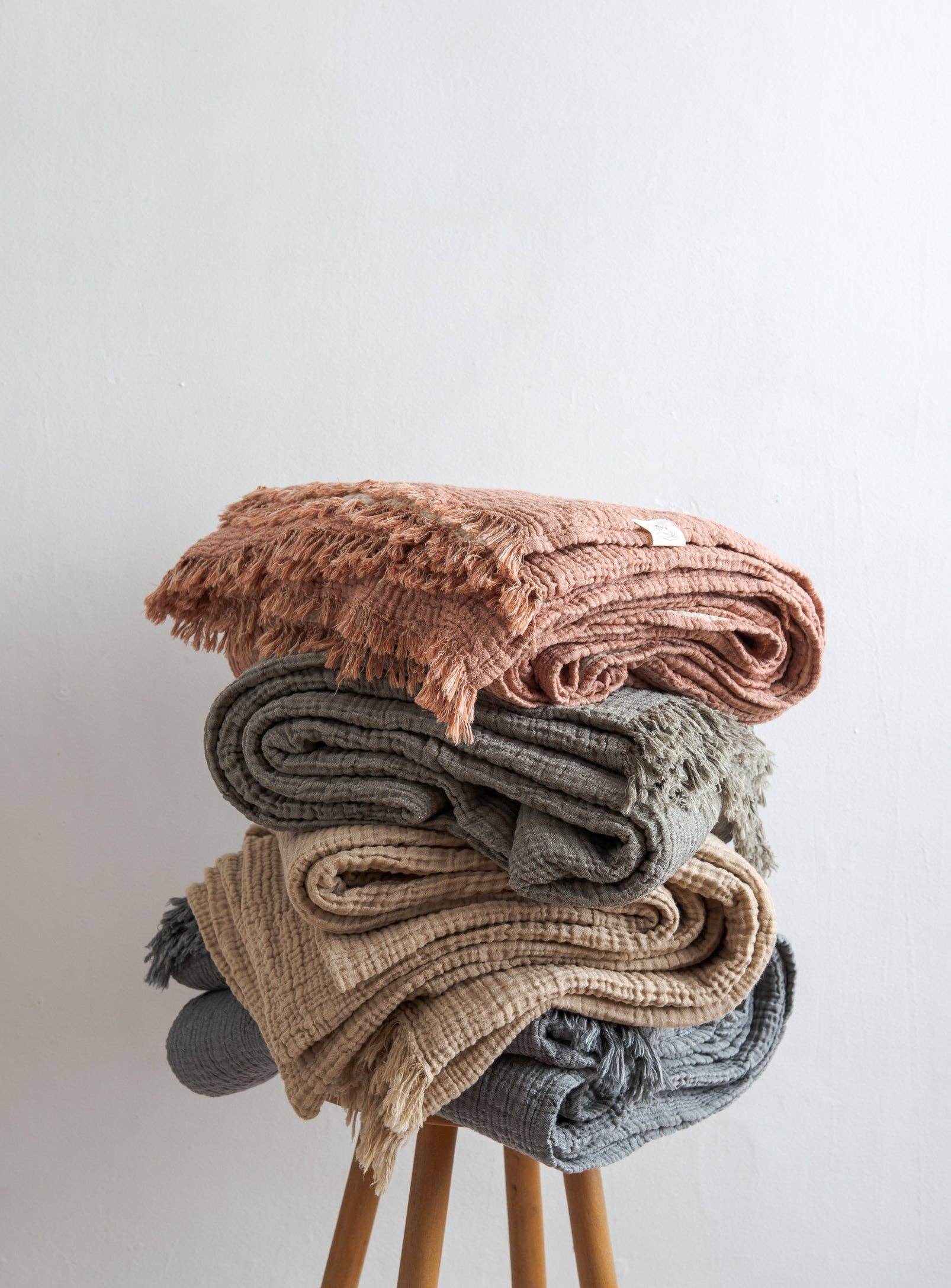 confetti mill - Wholesale Throw Blanket - Double Blanket - Coral & Oatmeal4