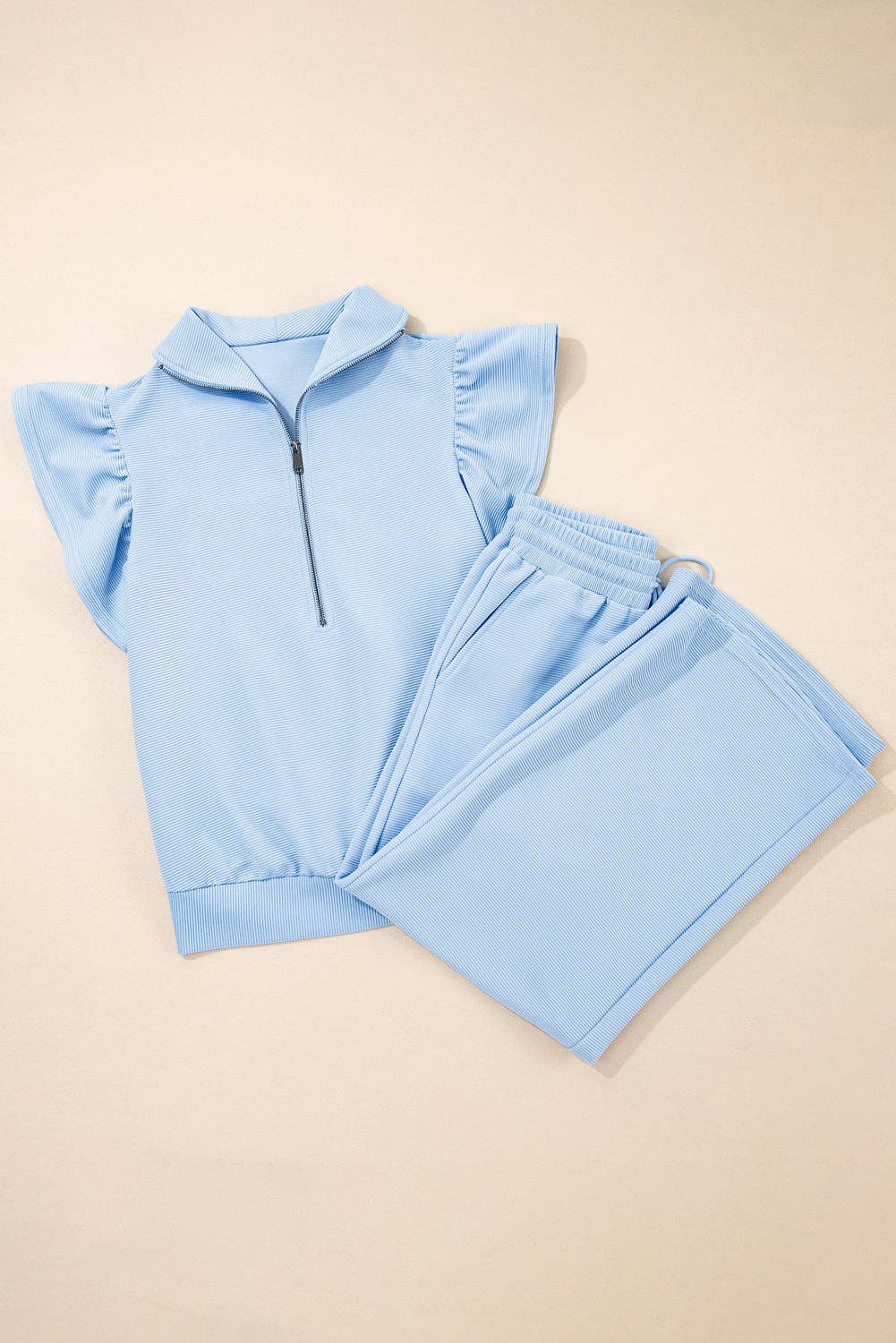 PRETTY BASH – Engroshandel Loungesæt - Dame – Sæt med tekstureret flæse halv lynlås top og bukser18