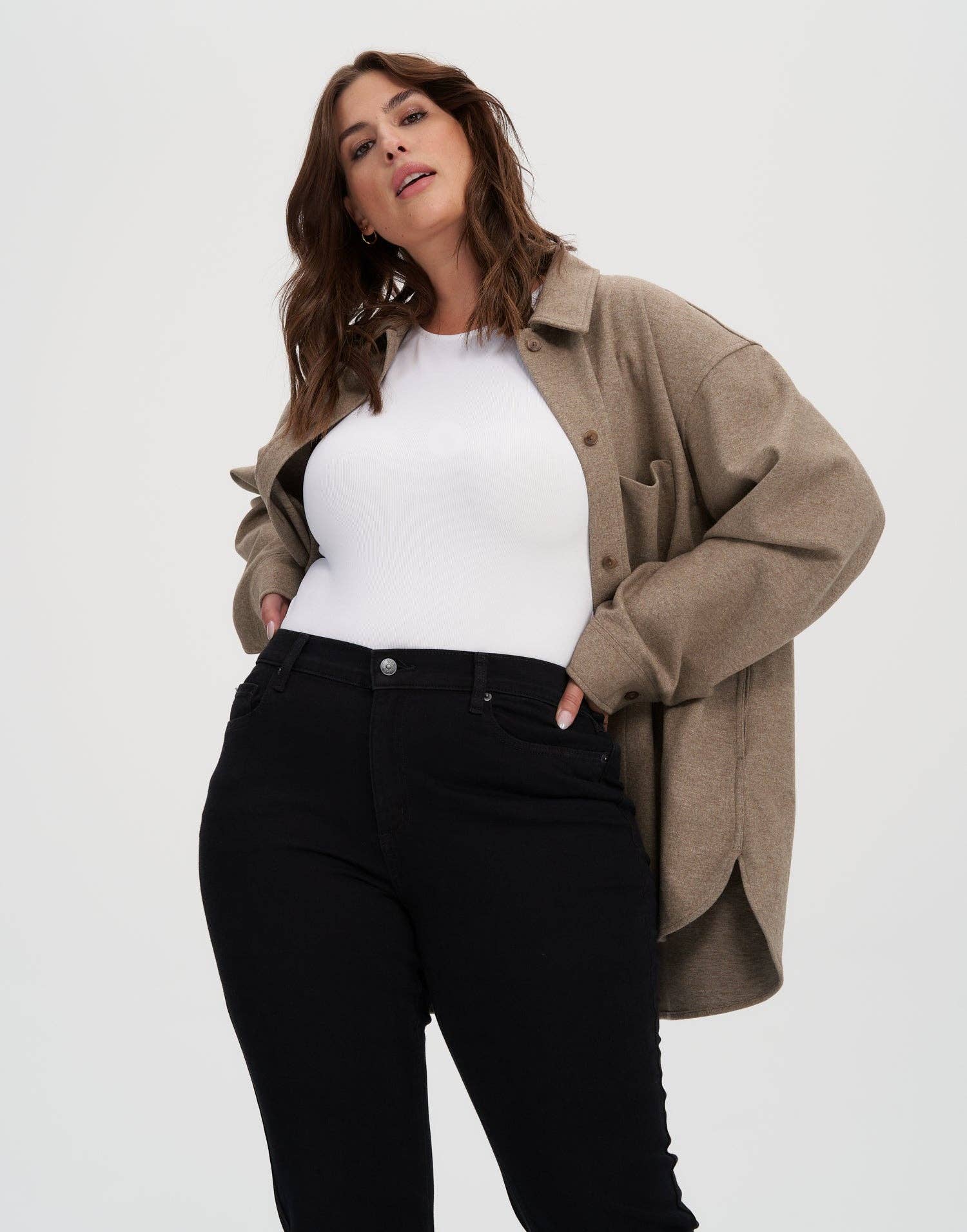 Yoga Jeans - Wholesale Jeans - Women's - CLASSIC RISE / CHLOE STRAIGHT / BLACK / 34'' INSEAM7