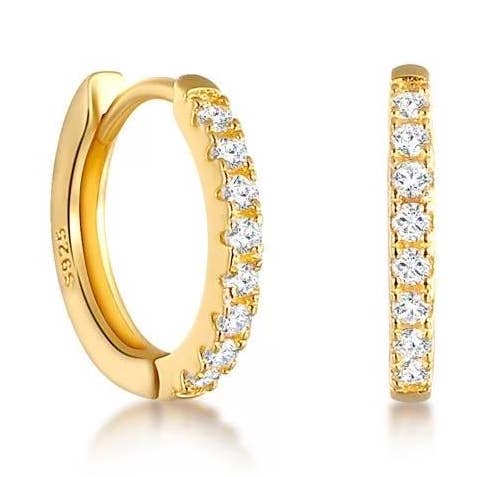 Sahira Jewelry Design – Großhandel Huggie-Ohrring – Pave Huggie Creolen1