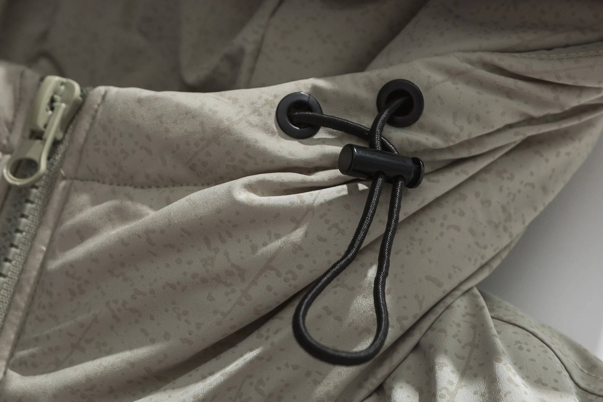 Vanida Dang – Großhandel Pufferjacke – Damen – Bagly9