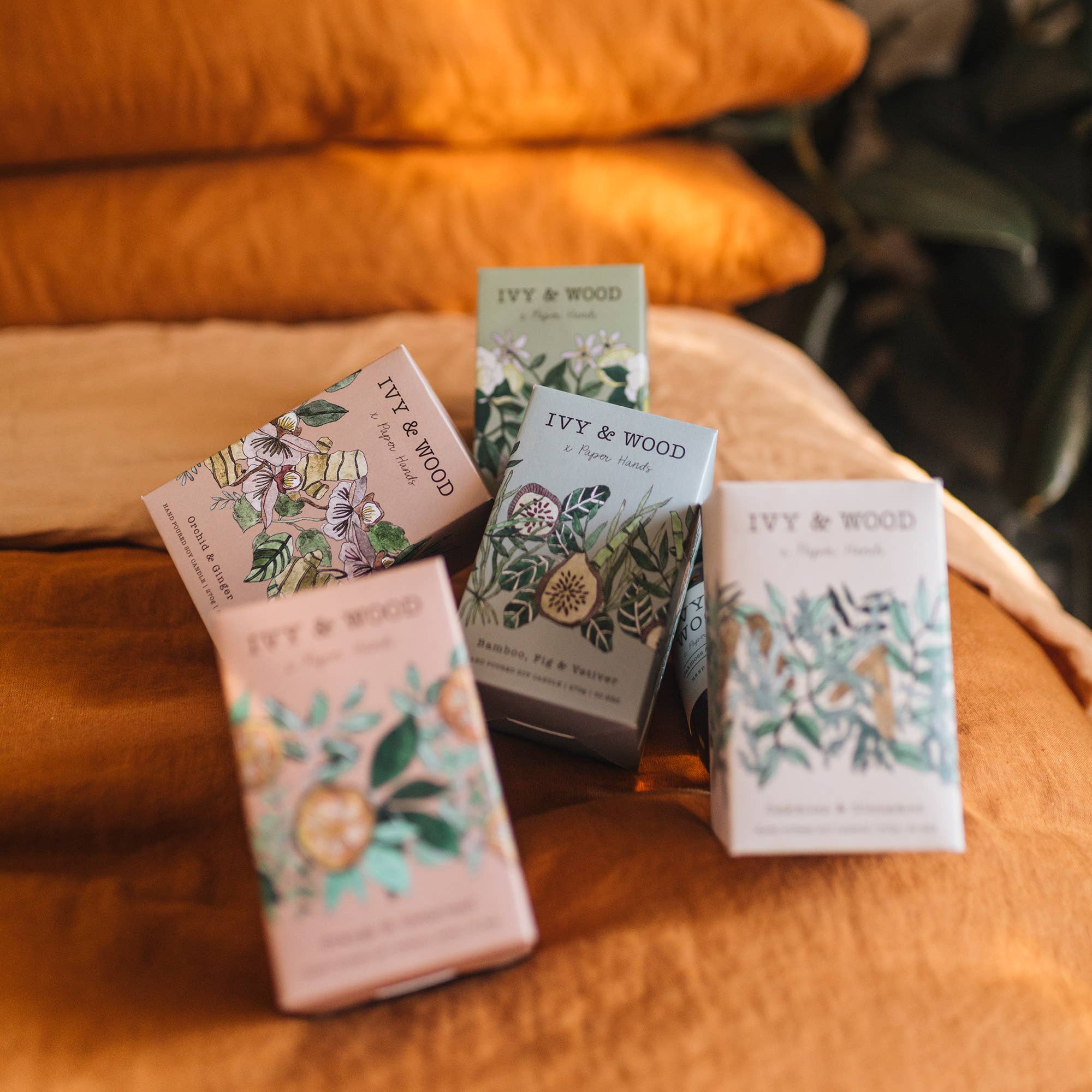 Ivy & Wood – wholesale Jar/filled candle – Botanical Candle Starter Pack (15 Soy Candles + Testers)11