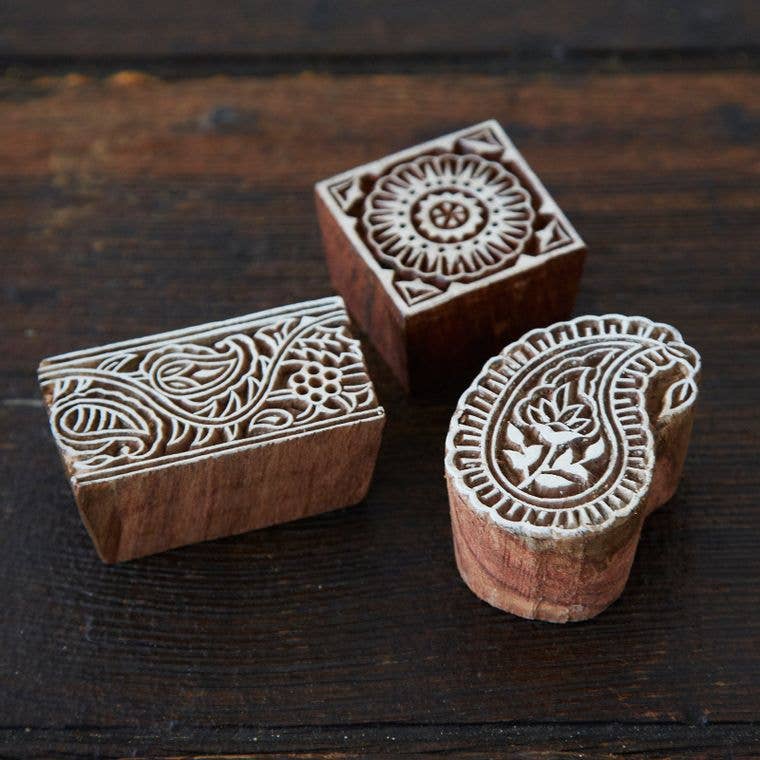 The Paper High Gift Company Limited - Wholesale Decorative Tabletop Object - Three Assorted Wooden Printing Blocks3