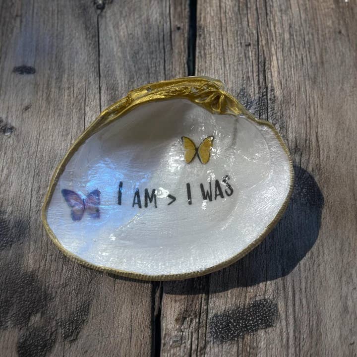 Decoupaged Clam Shell Trinket Dish with Butterfly Design for wholesale by CC Shells Gifts LLC