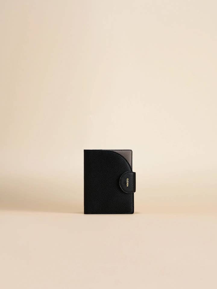 Jetset Passport Holder for wholesale by OLEADA