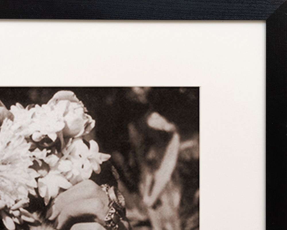 Schwarz Frida Kahlo Bild – Wandkunst mit Rahmen für den Großhandel auf Faire10