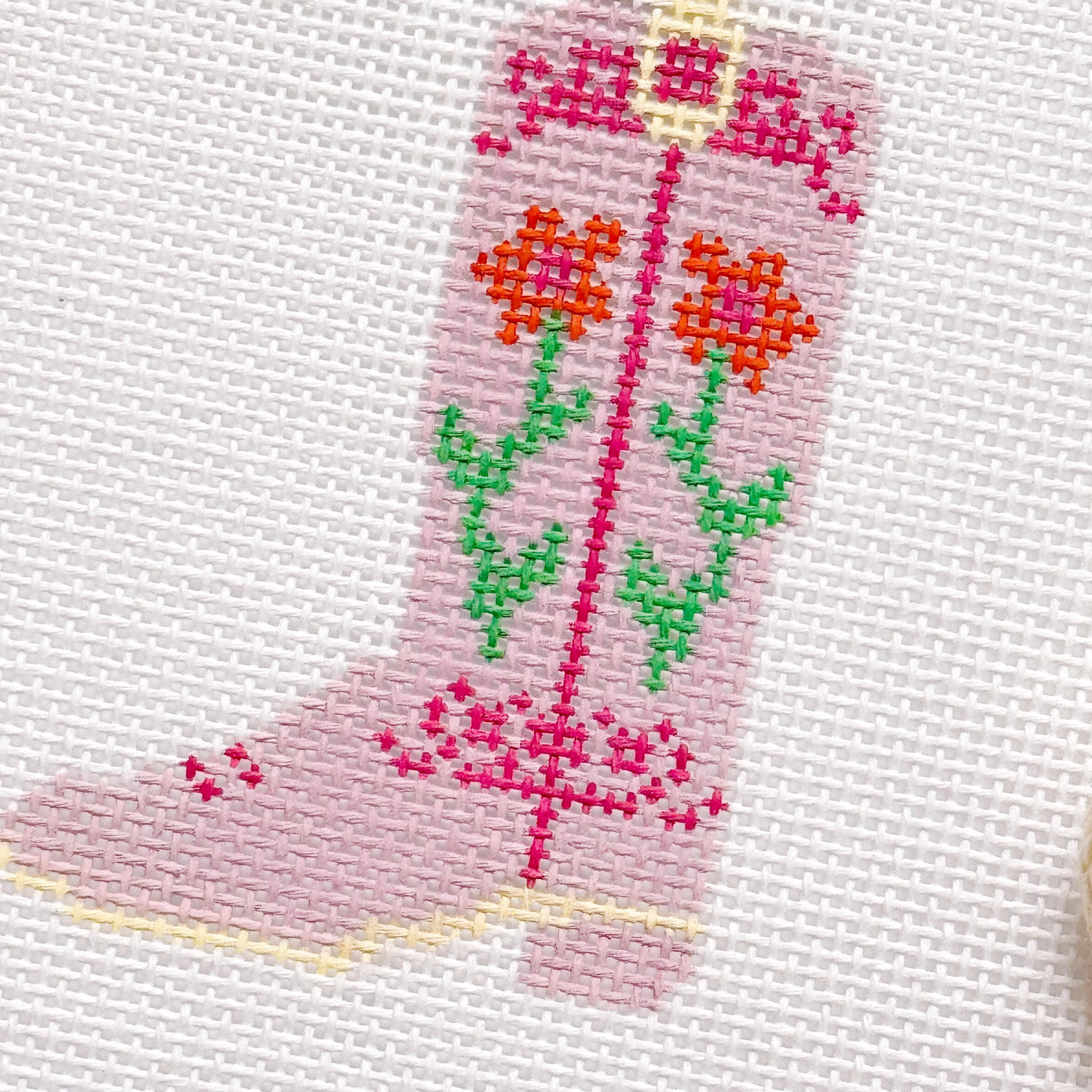 Cotswold Co Designs – Großhandel Kreuzstich-/Stickzubehör – Handbemalter rosa Cowboystiefel 3” Nadelspitze Leinwand 13 Mesh südliche Nadelspitze Leinwand Stiefel handbemalt8