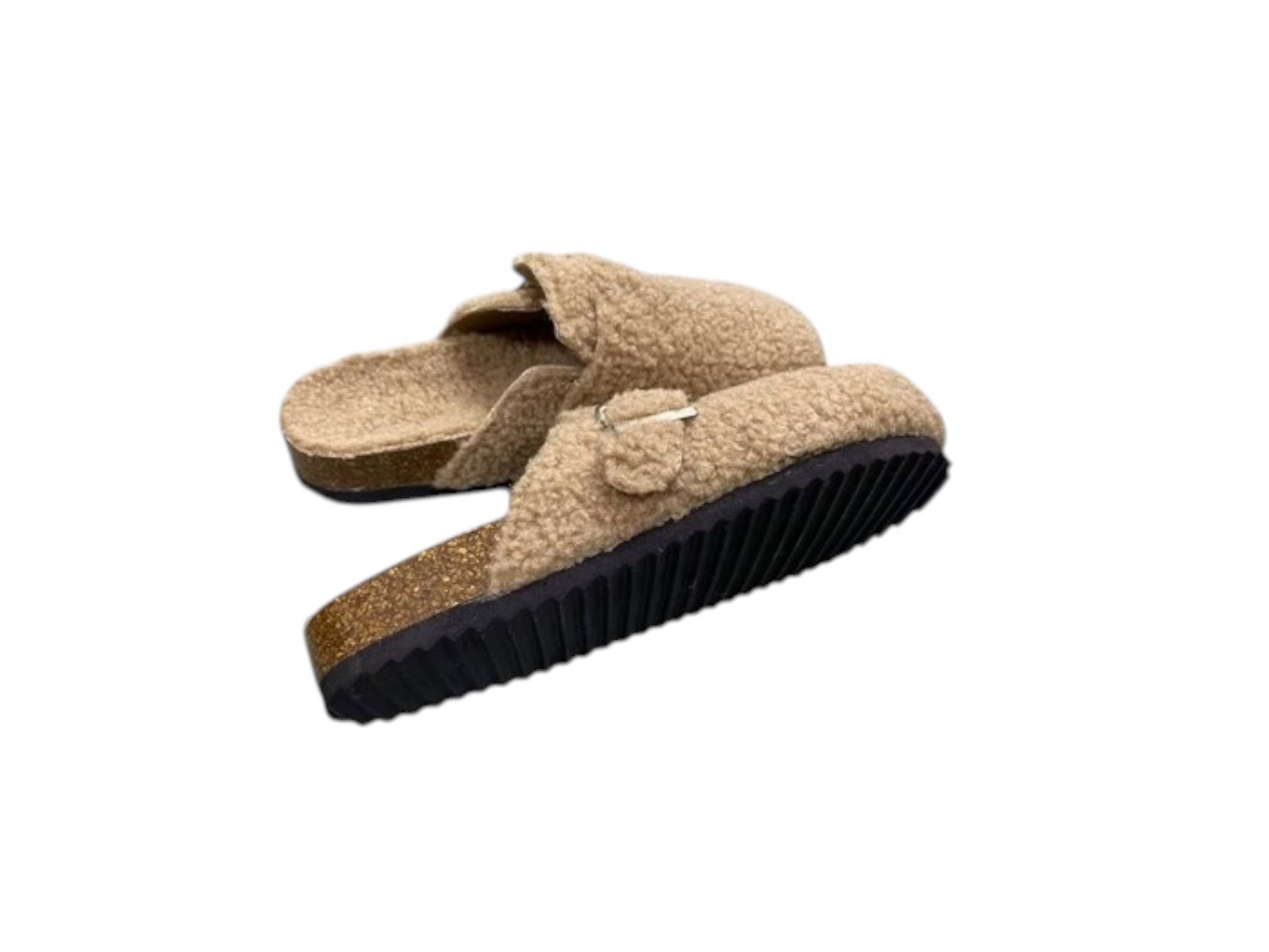 MB SMERWICK SA - Wholesale Slippers - Women's - BUCKLE CONFORT SHOE - CAMEL - T.31/40 - MBS026911
