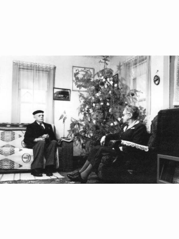 Le rituel de Noël de Karl et Ingrid pour la vente par Wicked History Greeting Cards