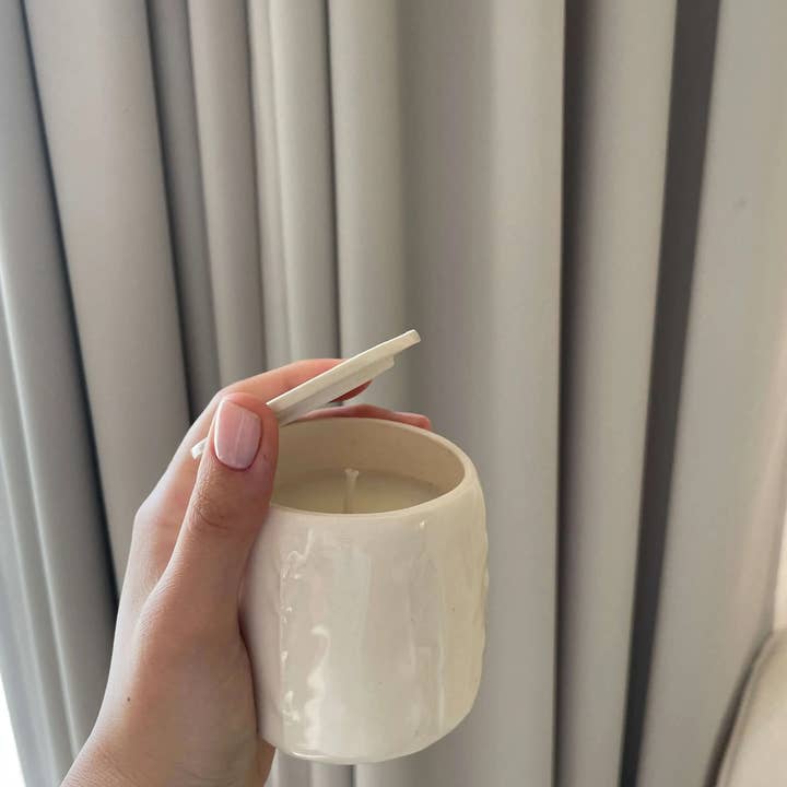 Glim & Glam - Wholesale Jar/Filled Candle - HANDMADE CERAMIC SOY CANDLE TARM