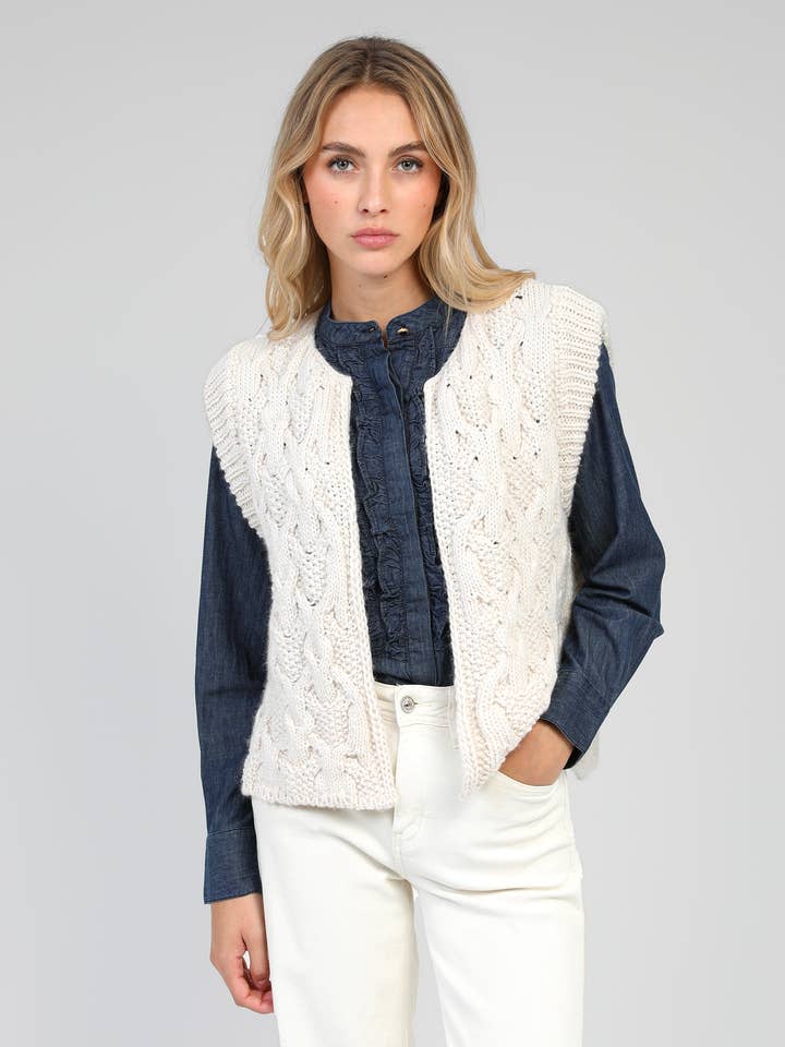 ÆRMELESS CARDIGAN LAJOIA råhvid for engroshandel hos An'ge