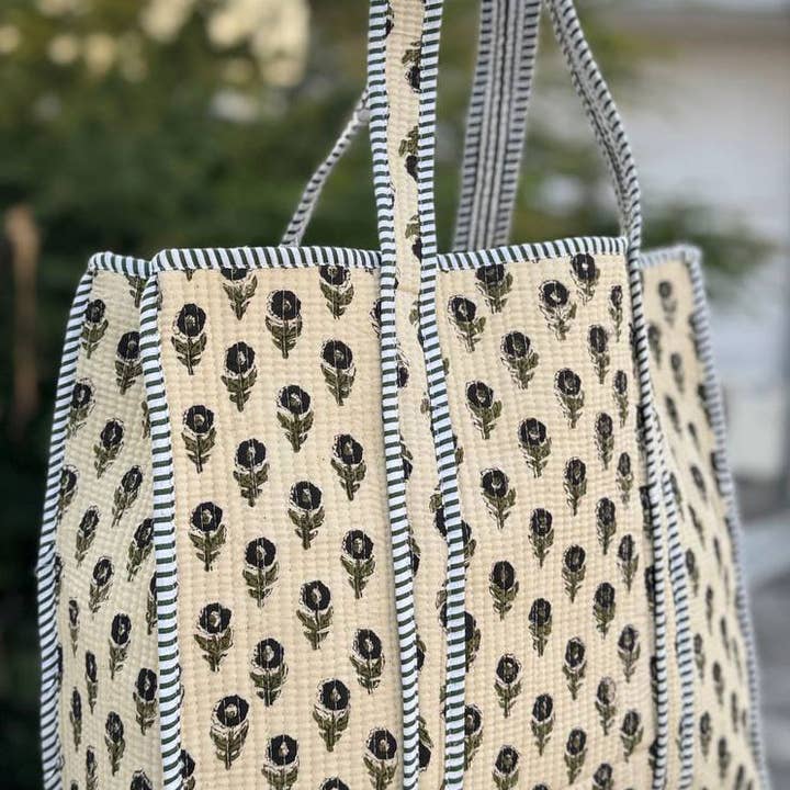 bhavnas boutique – wholesale Shoulder bag – women's – Indian Artisans Cotton Bag Grocery Bag Quilted Shoulder Bag 2