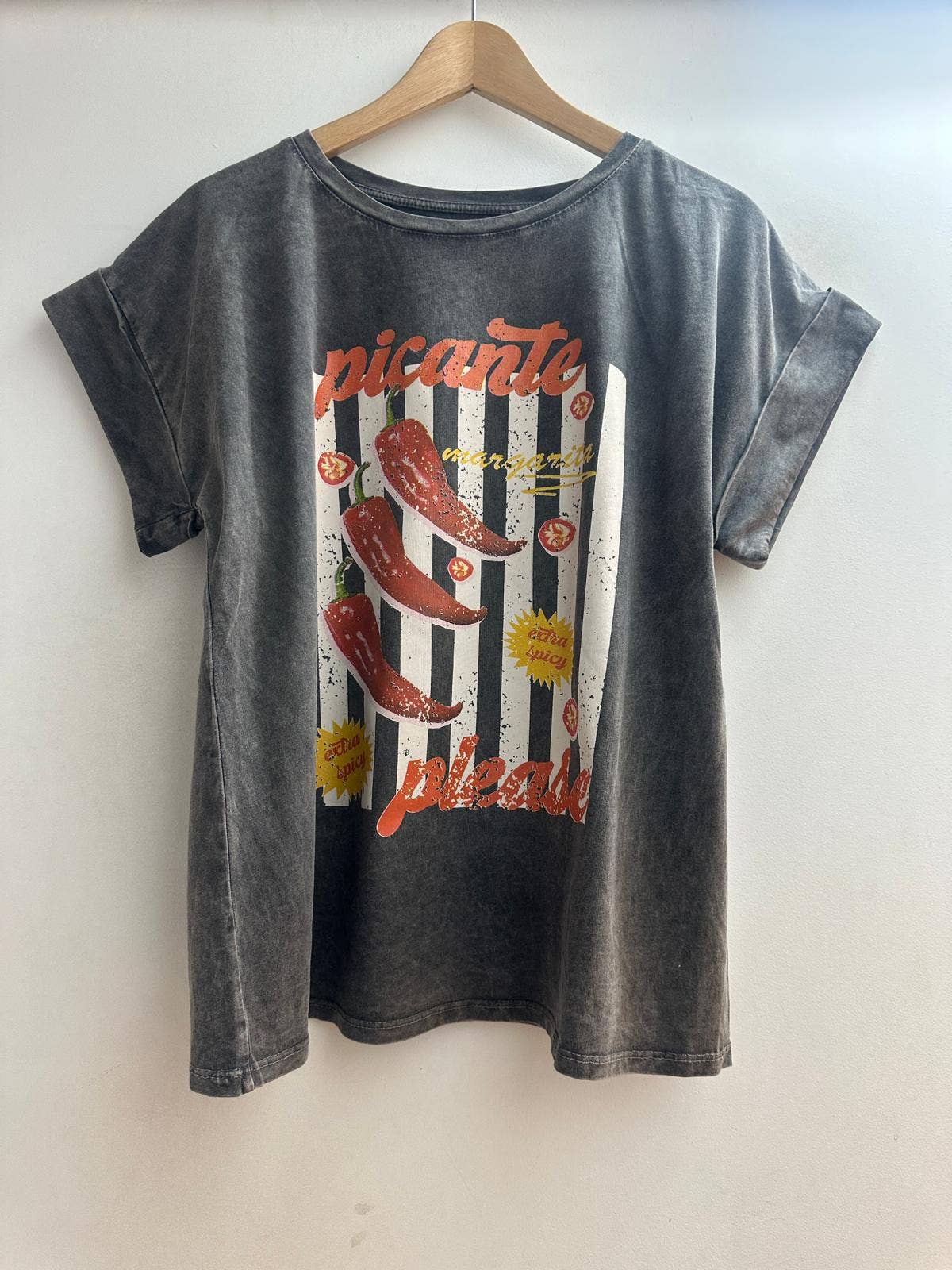 Black 17014 Printed faded T-shirt for wholesale on Faire0