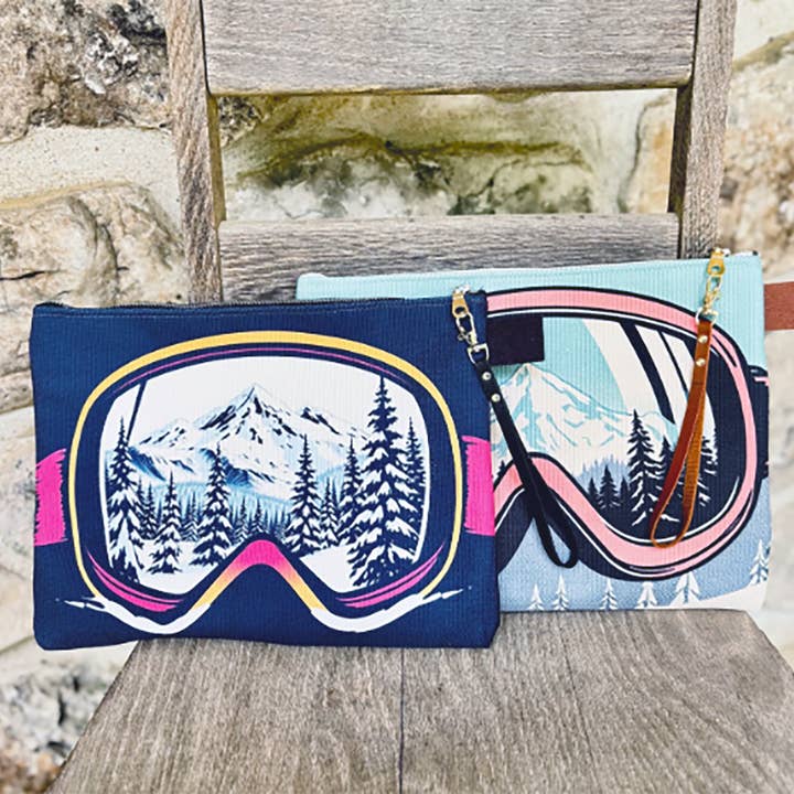 Sofs Designs - Wholesale Pouch - Women's - Wristlet Carry all Strong Ski goggles bag made in Montreal1