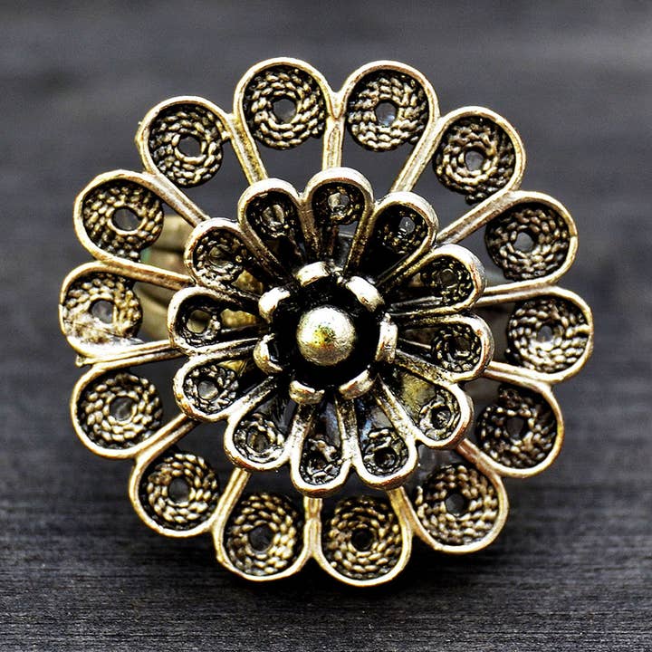 Mandala blomstring justerbar ring i oxideret sølvbelagt kobber for engroshandel hos Gypsy Winds Bcn
