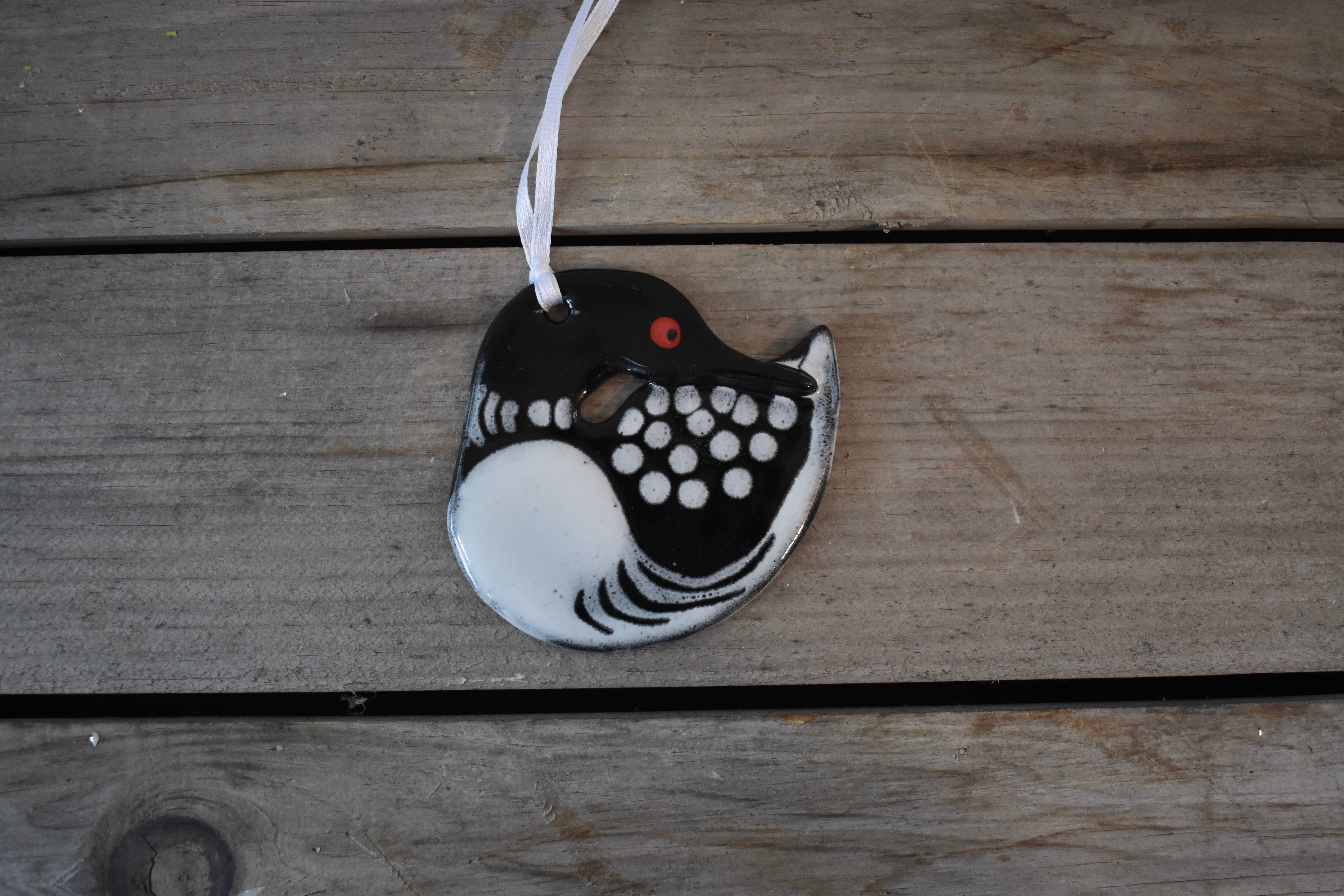 Wayne Village Pottery – wholesale Prydnad – Loon Round Prydnad3