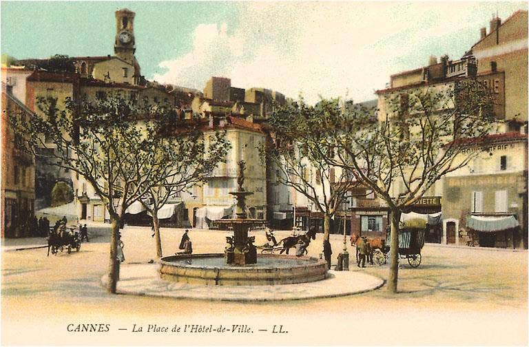 Found Image Press - Wholesale Postcard - Postcard FF-287 Central Plaza, Cannes0
