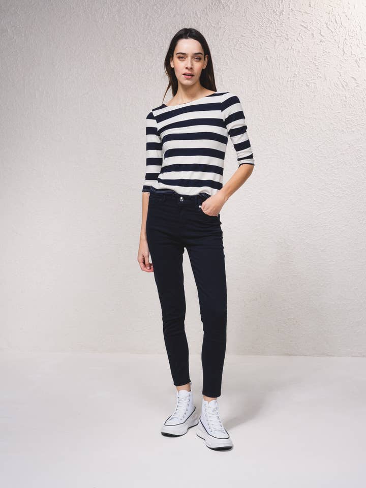 Højttaljede bukser i superelastisk bomuldsstof for engroshandel hos SMF