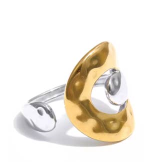 Anello Tarah per la vendita all'ingrosso da parte di Vie Jewelry