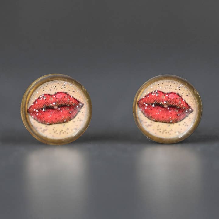 Small Picture Studs (Lips) for wholesale by KBD Studio