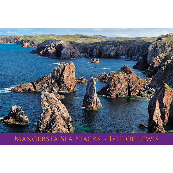 Kleine Postkarte Mangersta Sea Stacks für den Großhandel von Island Blue Publishing