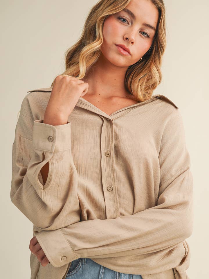 CHEMISE BOUTONNÉE EN TISSU FROISSÉ SLUB pour la vente par Mustard Seed