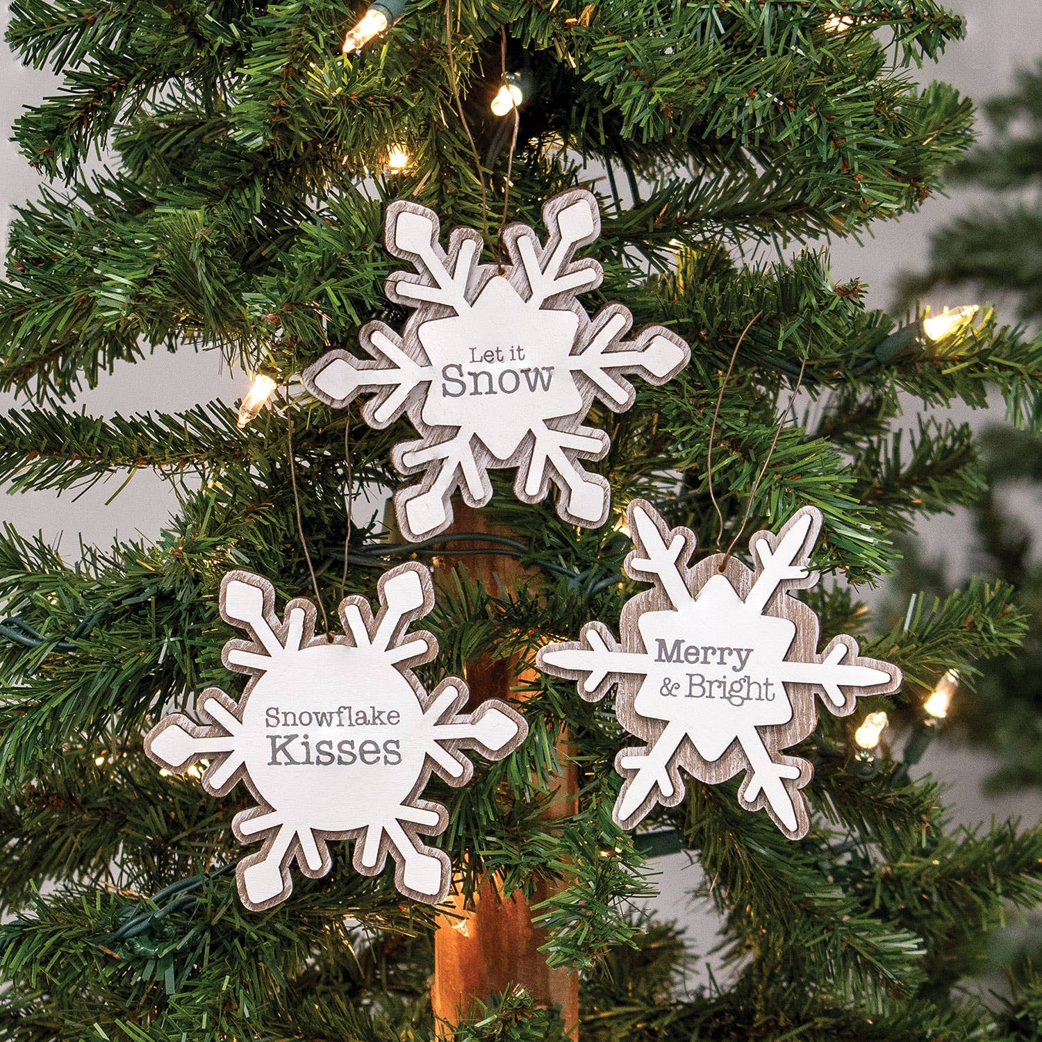 Col House Designs - Wholesale Ornament Set - 3/Set, Merry & Bright Layered Snowflake Ornaments1