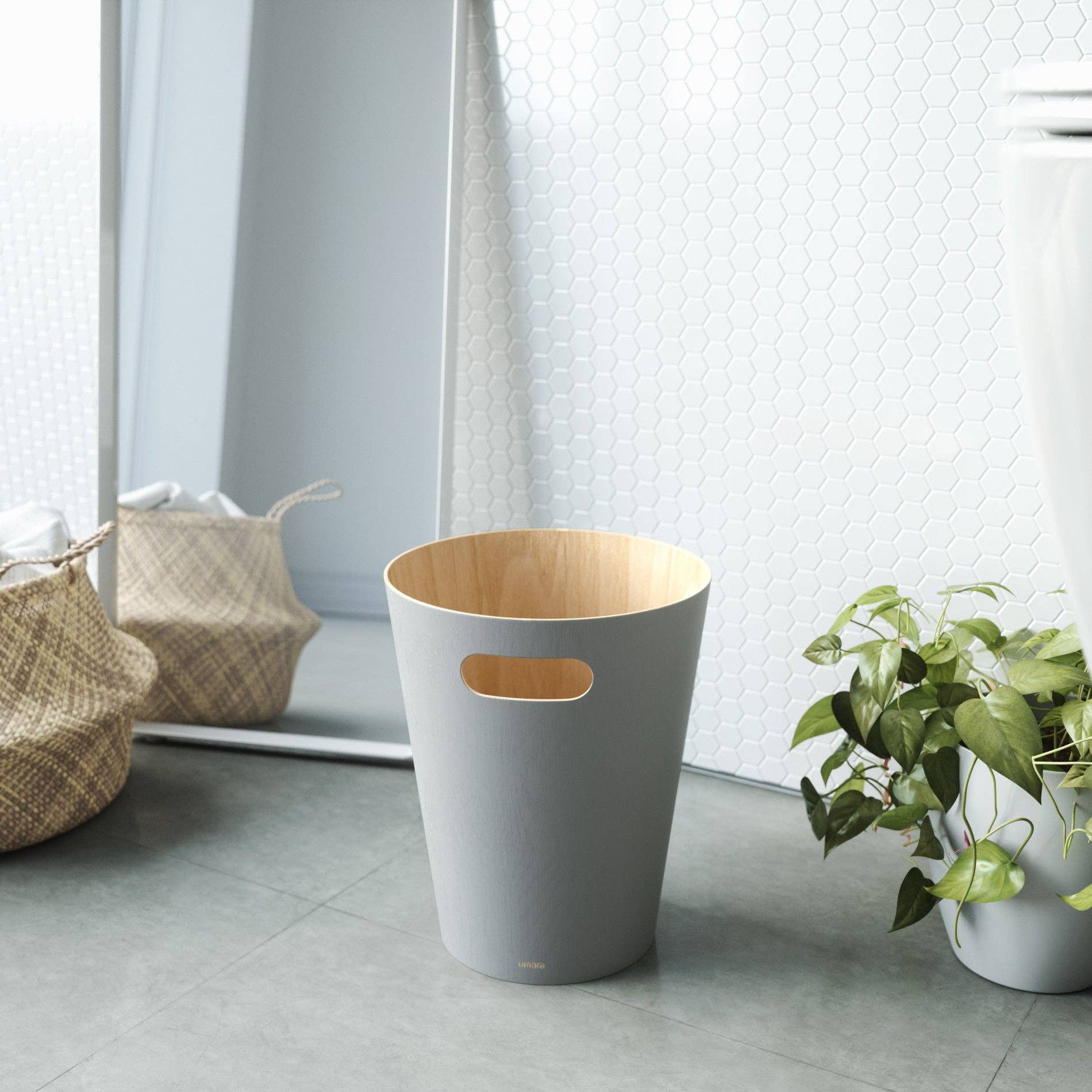 Umbra (CAN) - Wholesale Trashcan/Trash Bin - Woodrow Trash Can36