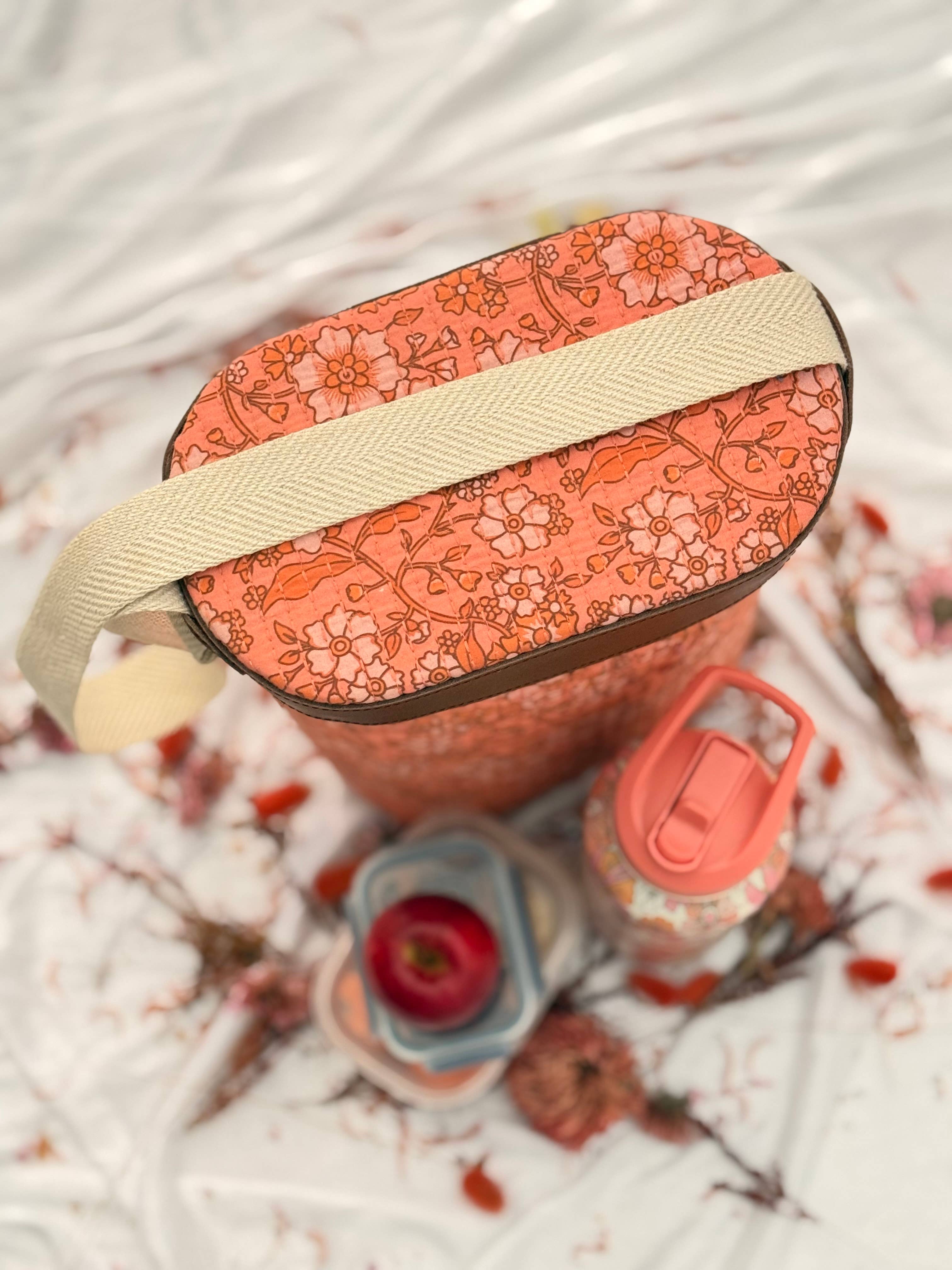 House of S K Y E - Wholesale Cooler/cooler bag - WANDERER COOLER BAGS-STRAWBERRY4