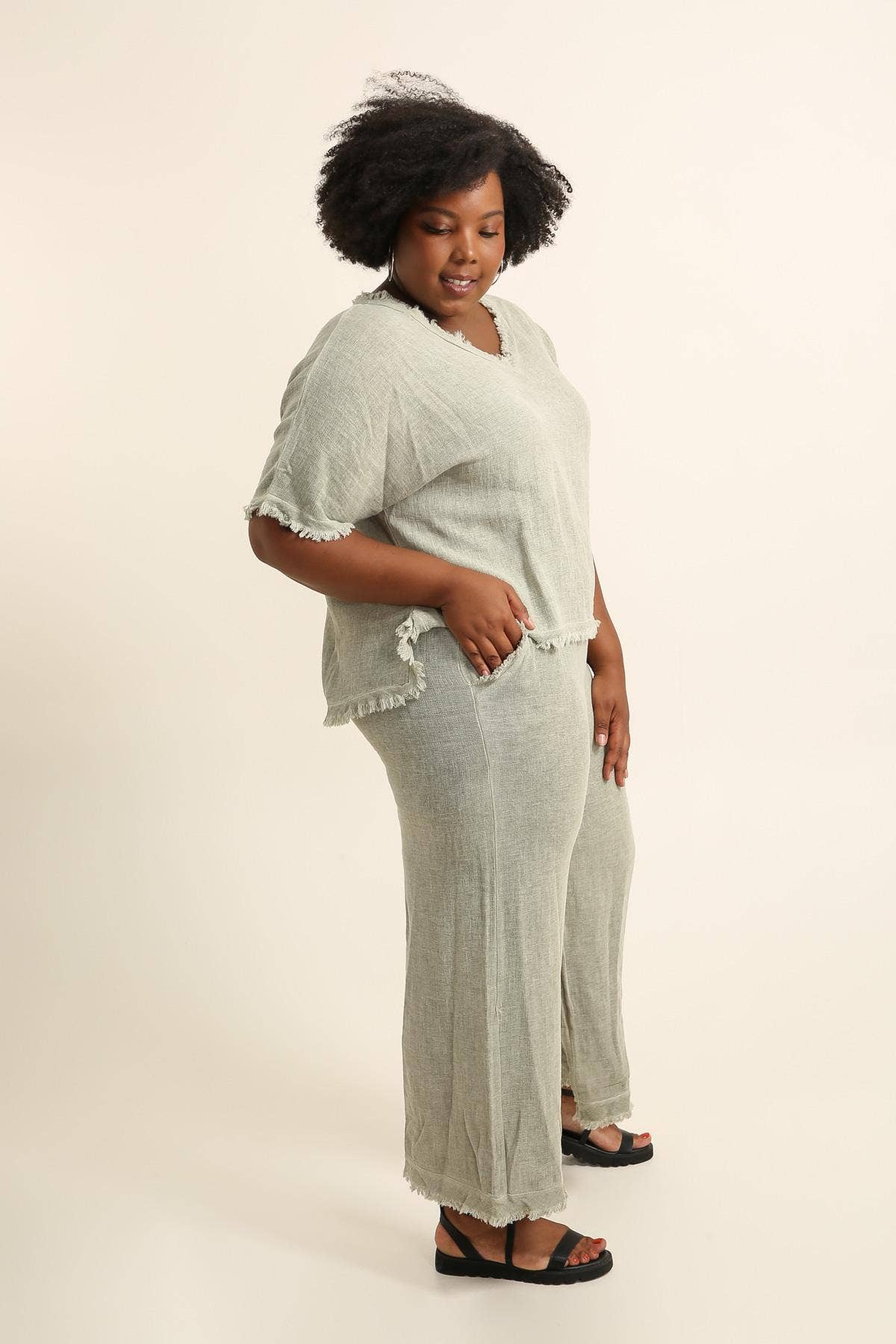 Lea & Luc - Grandes Tailles - Wholesale Pants - Women's - Plus size linen trouser SKU 99981