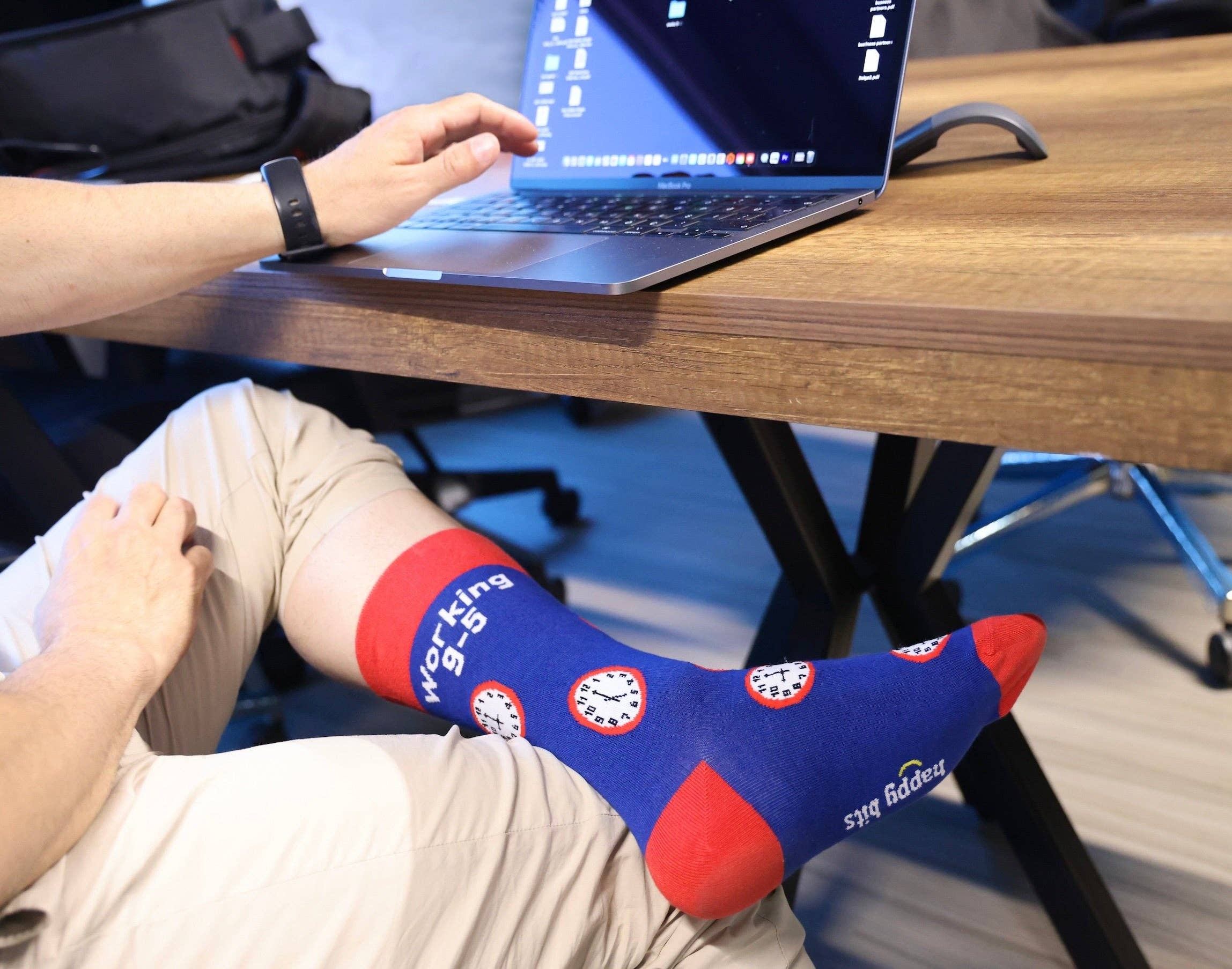 Happy Bits Socks - Wholesale Sokken - Uniseks - Werken 9-5 Bamboe Sokken| Klok Sokken| Blauwe Bamboe Sokken3