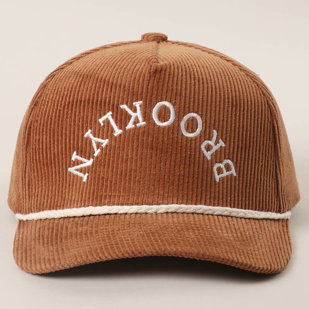 CORDUROY 3003 Cappello Ricamato in Velluto a Coste Personalizzato - La Tua Città e Stato in vendita all'ingrosso su Faire4