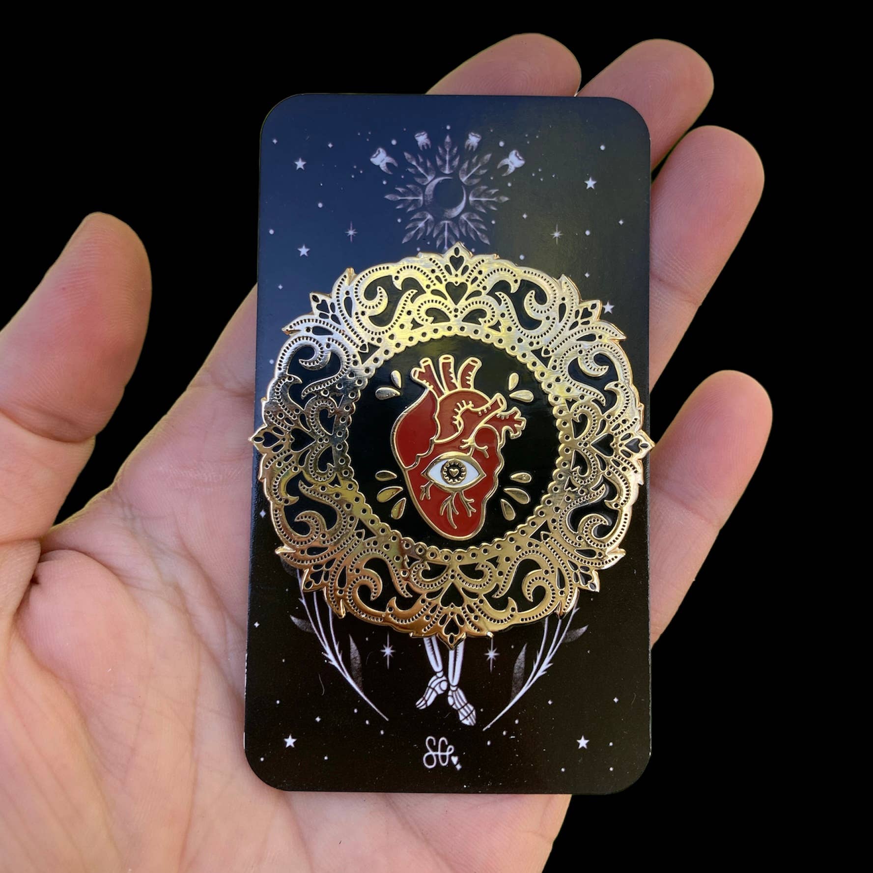 Soni Graves Artistry - Wholesale Lapel Pin/Button - Bleeding Heart Pin (Red): Golden Hard Enamel, Goth Spooky2