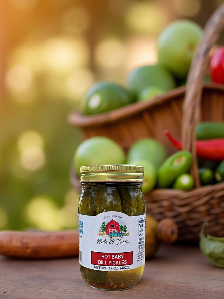 Cornichons épicés pour bébé - 17 oz pour la vente par State 28 Farm