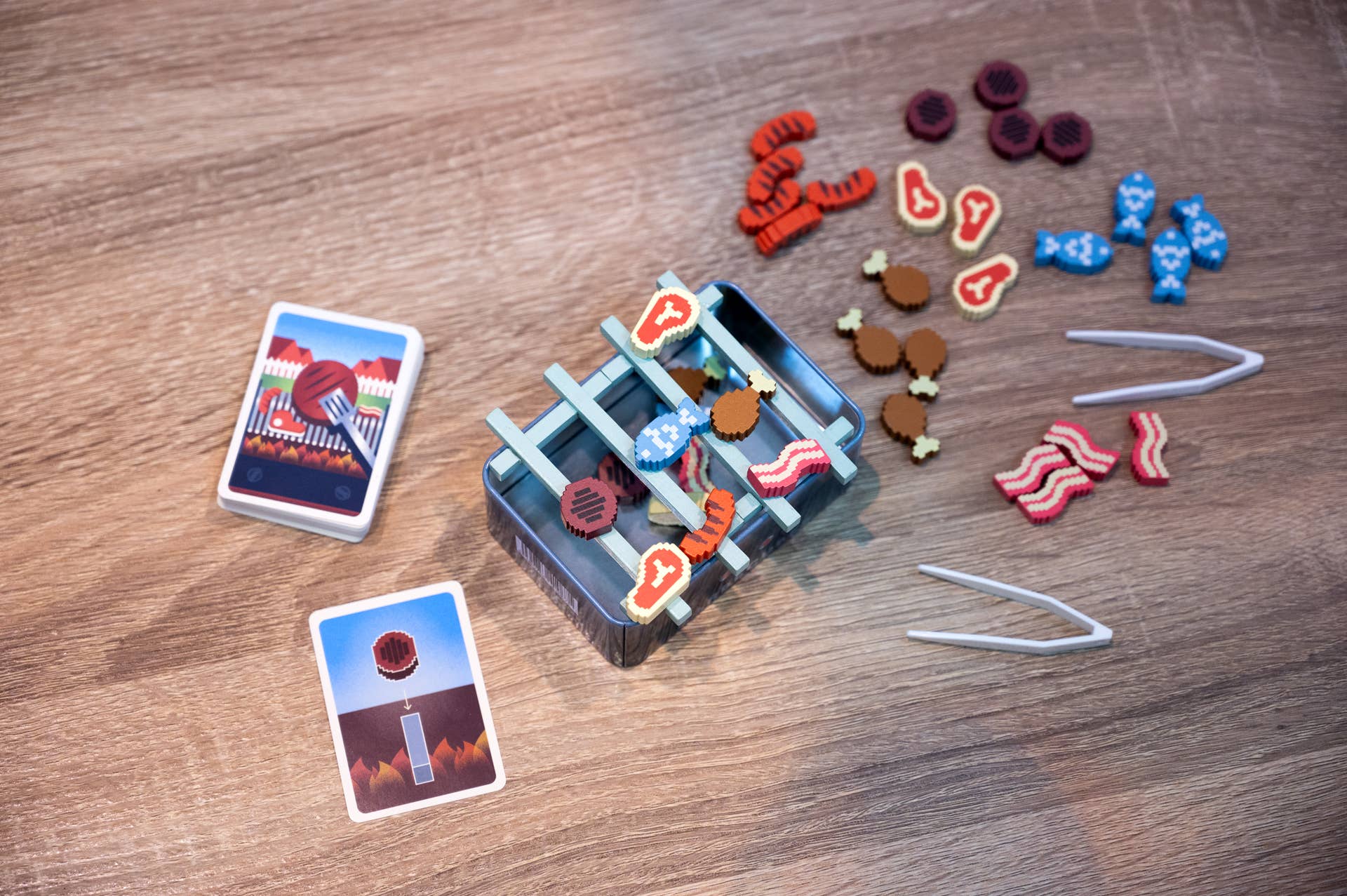 Alley Cat Games - Vendita all'ingrosso Giochi di carte - Barbecubes - Un seguito di Tinderblox!2