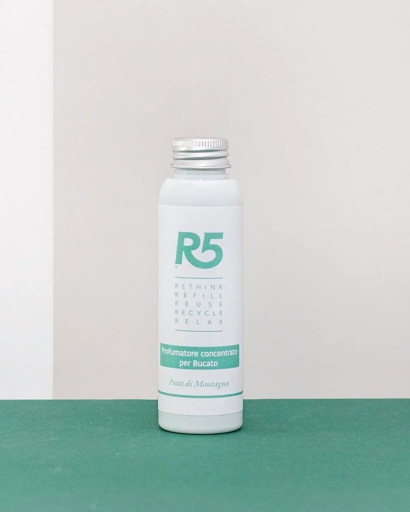 R5 - Wholesale Liquid Laundry Detergent - Concentrated Laundry Perfumer - 33 doses1