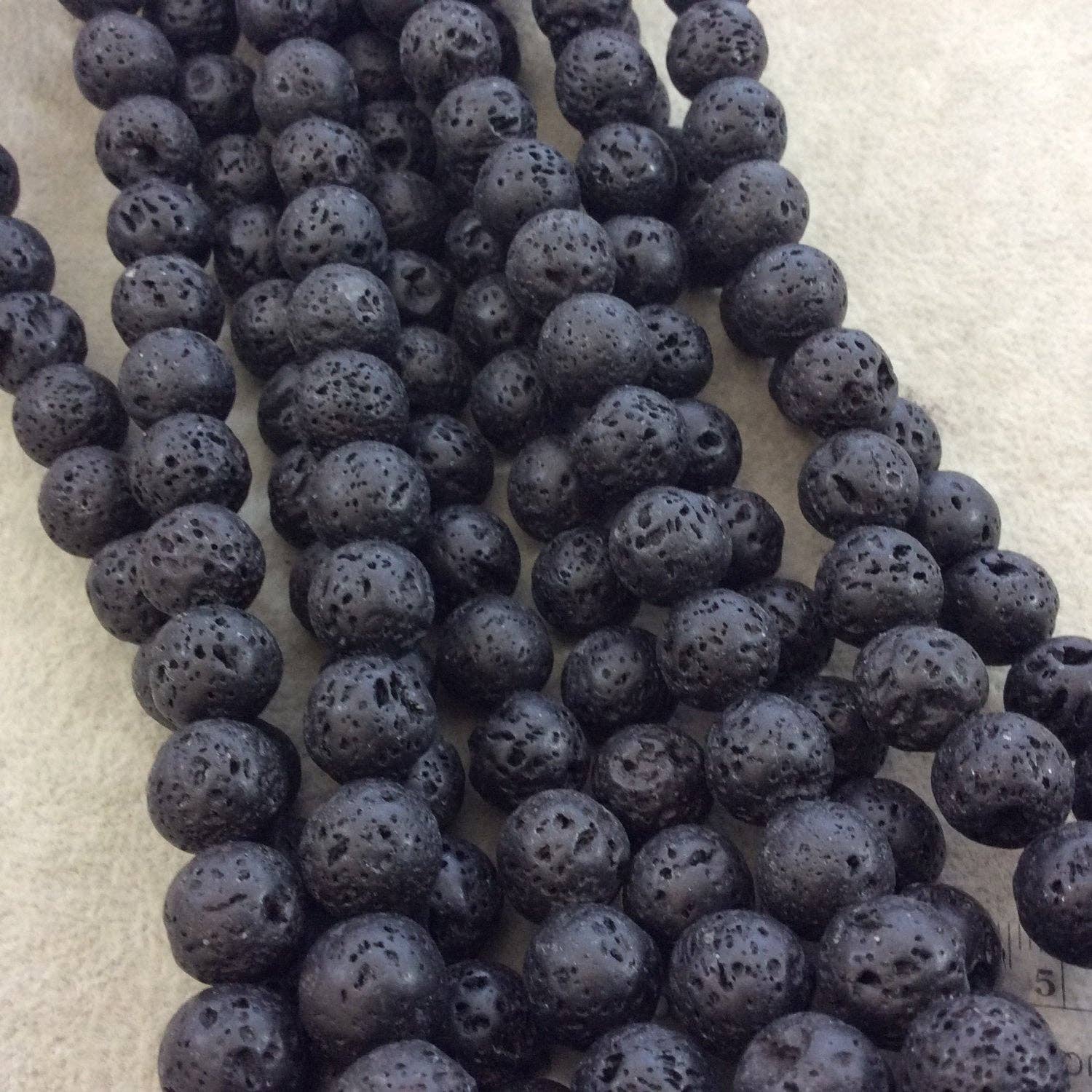 Only Beads - Vente Perle - Énergie brute, finition lisse – Perles de lave cirées de 12 mm0