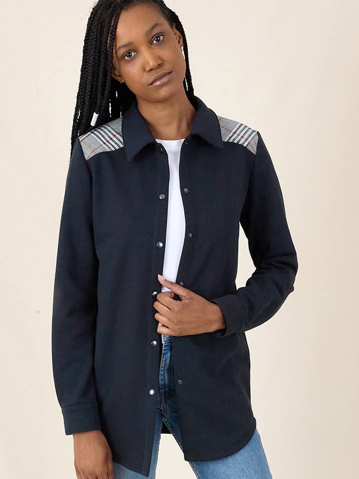 Surchemise ANNA Noire pour la vente par INADEA