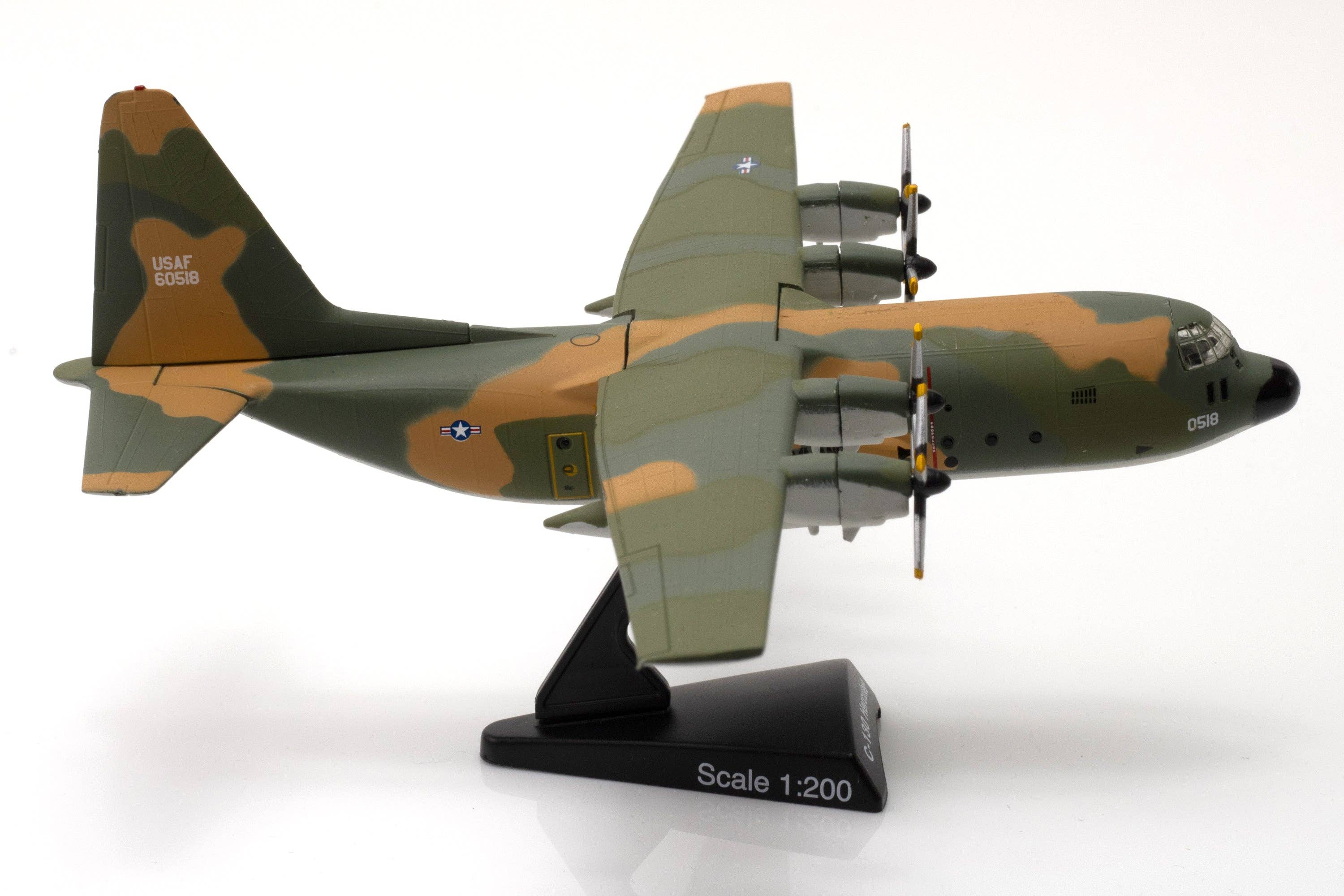 Daron Worldwide Trading – wholesale Decorative tabletop object – POSTAGE STAMP C-130 1/200 SEA CAMO LITTLE ROCK AFB5