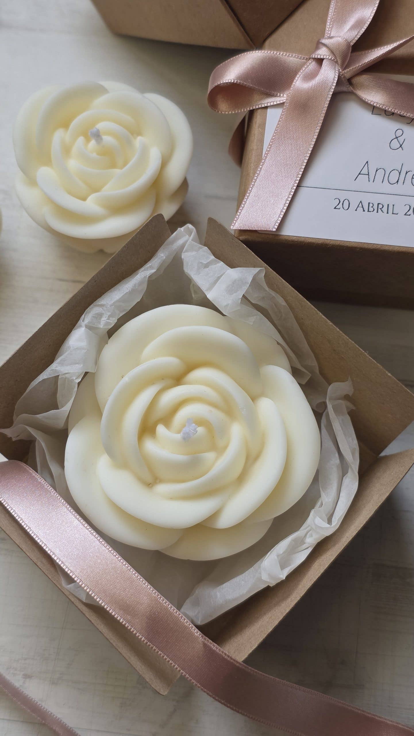 Staller – Engroshandel Gavelys – Personlige Rosa Lys Bryllupper1