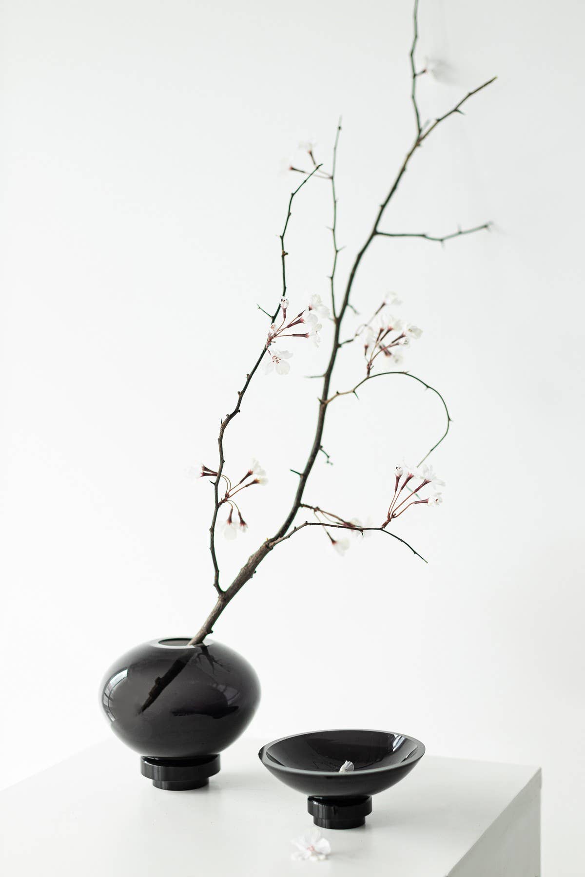 Element Accessories EU – Großhandel Dekorative Platte/Teller/Schüssel – Innovative Designschale aus hochwertigem Glas, RUD107