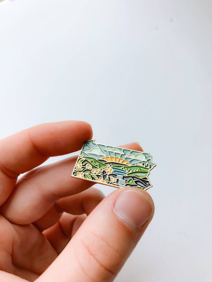 Spilla in smalto della Pennsylvania per la vendita all'ingrosso da parte di Summer Stokes