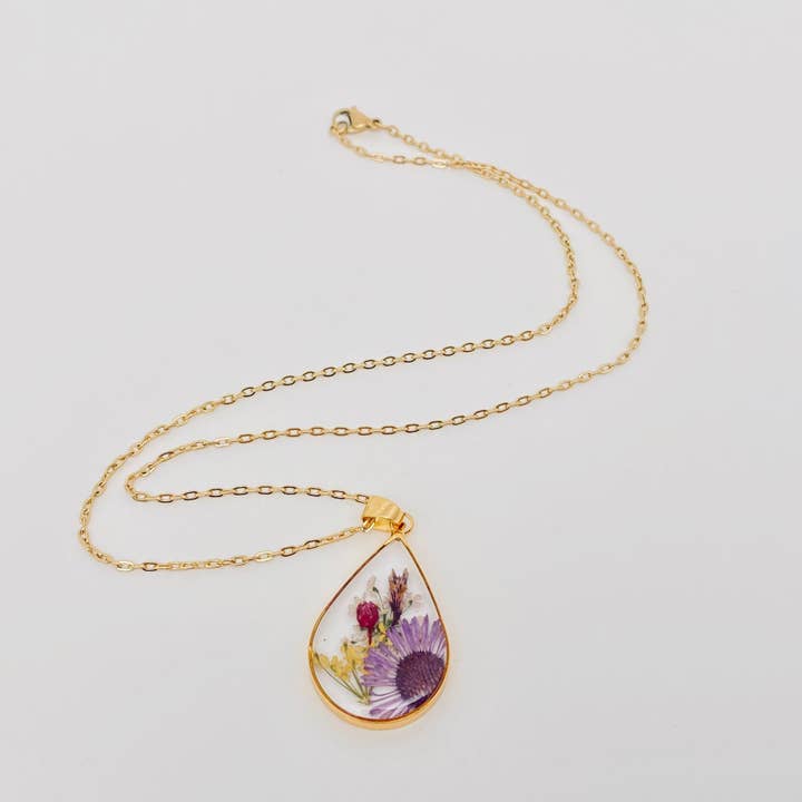 Mio Queena - Wholesale Pendant/Charm Necklace - Genuine Pressed Dried Flower Floral Charm Necklace - PDF