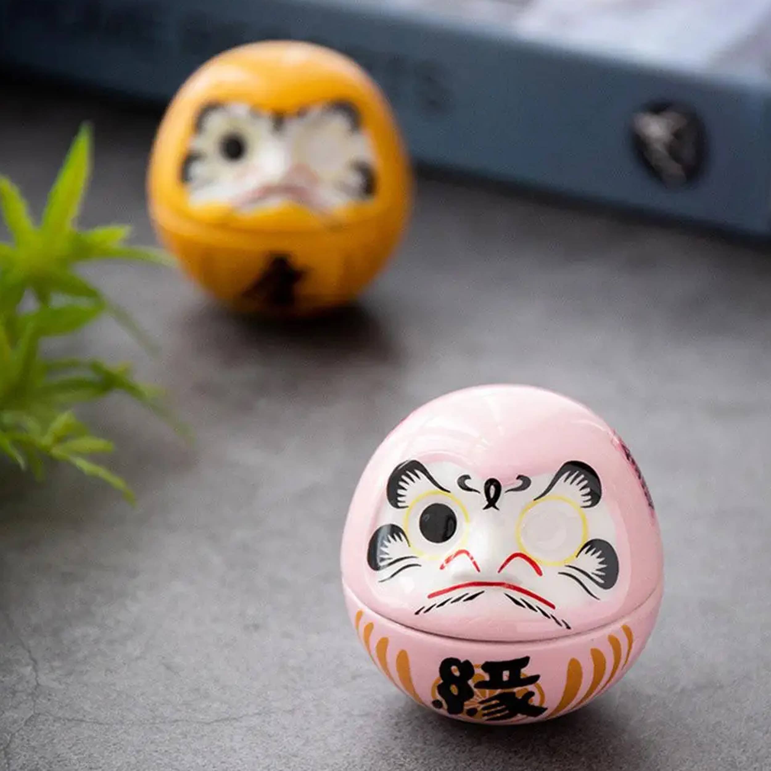 Buddha Ayurveda – wholesale Decorative tabletop object – Japanese Ceramic Daruma Doll For Home Decor 3