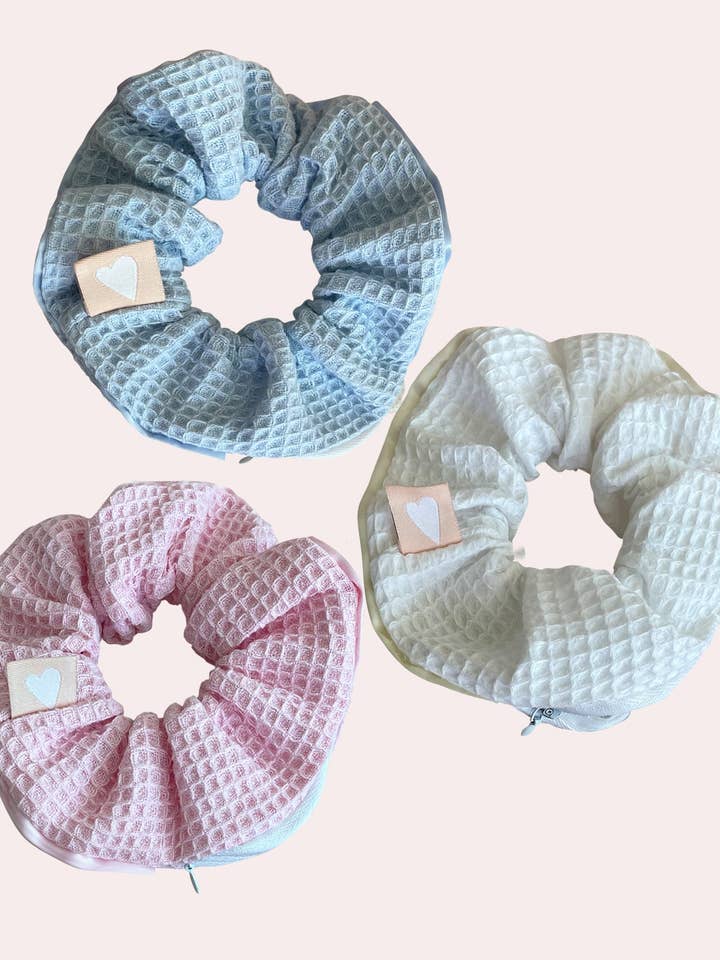 Bonne Nuit Spa Scrunchie for wholesale by Malionne