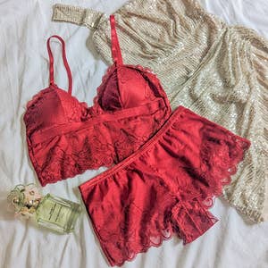 Wholesale sexy christmas bra sets For An Irresistible Look 