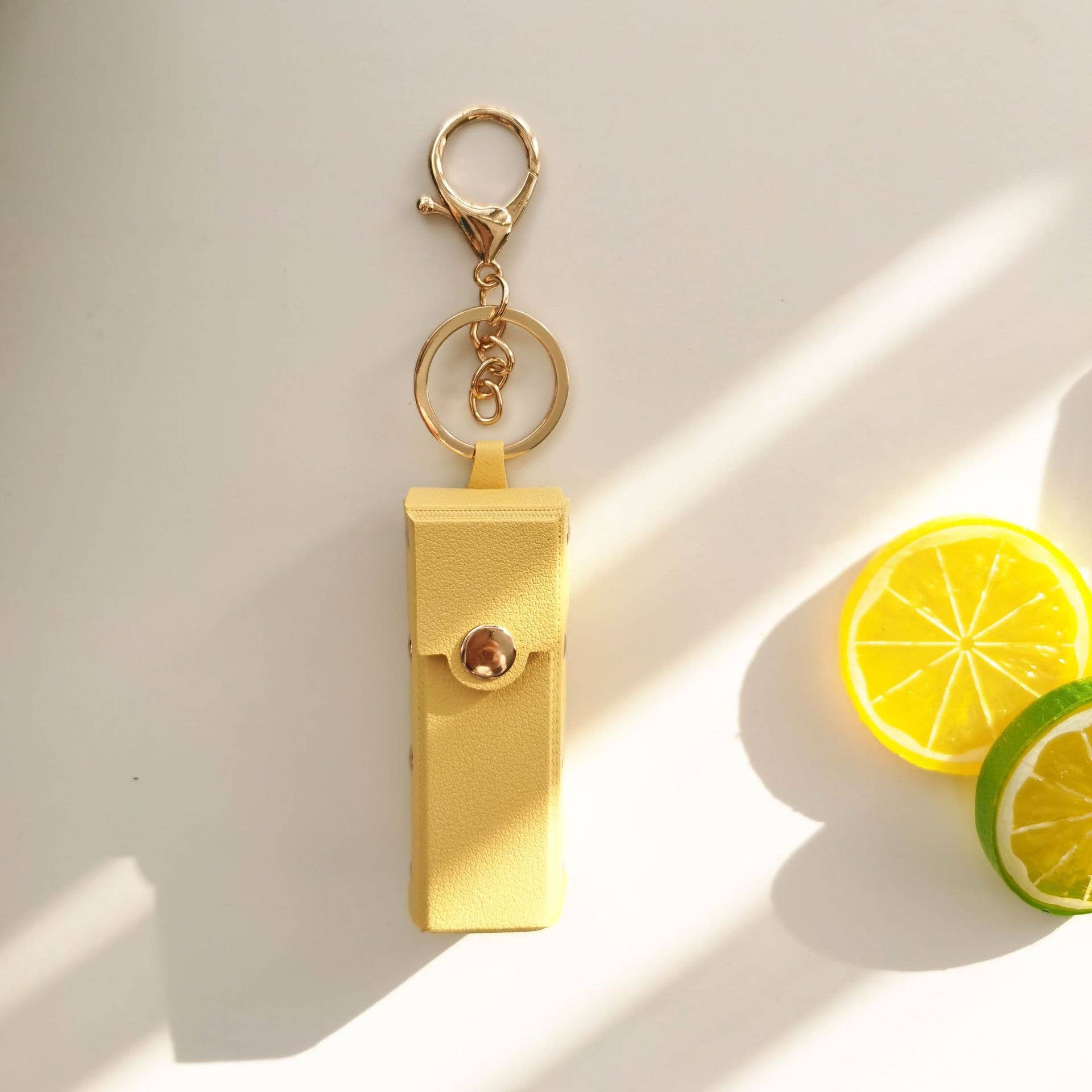 Crave by FW - Vendita all'ingrosso Portachiavi - Donna - Portachiavi Porta Rossetto in Pelle PU6