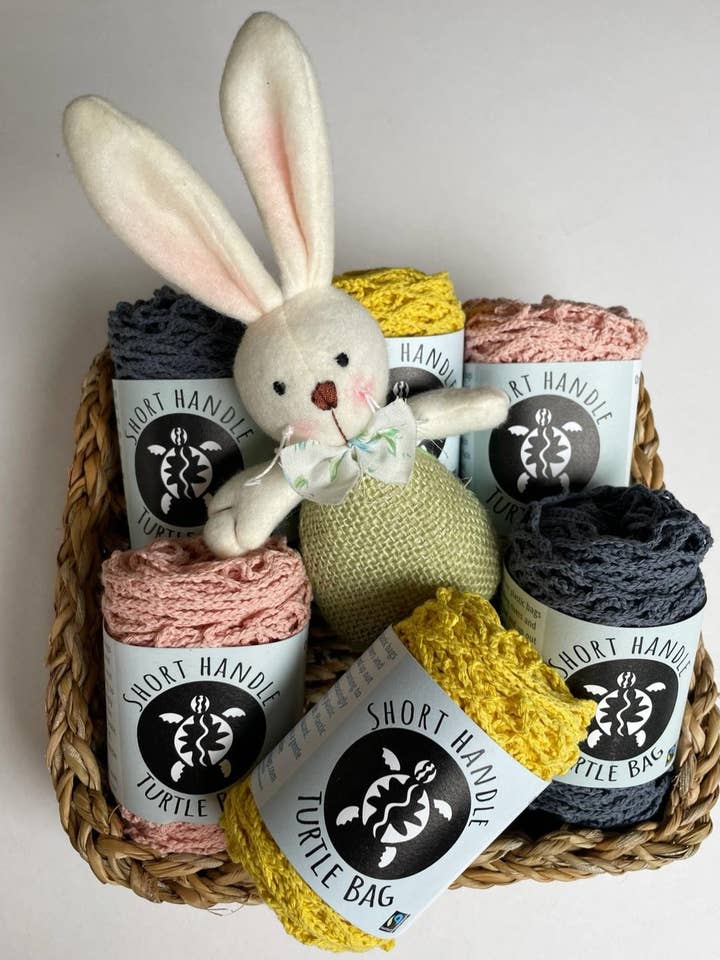 Sélection de printemps - 30 sacs à ficelle à manche court de printemps pour la vente par Turtle Bags